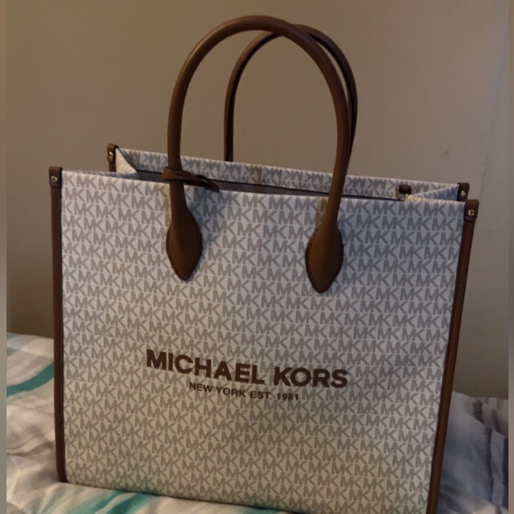 Large Tote Bag Great For Travel